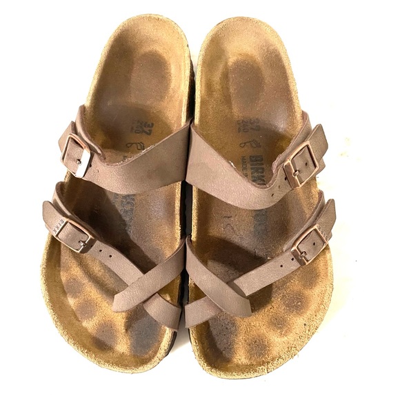 Women’s Size 7 dark brown, think strap Birkenstocks, great condition! - Picture 3 of 4